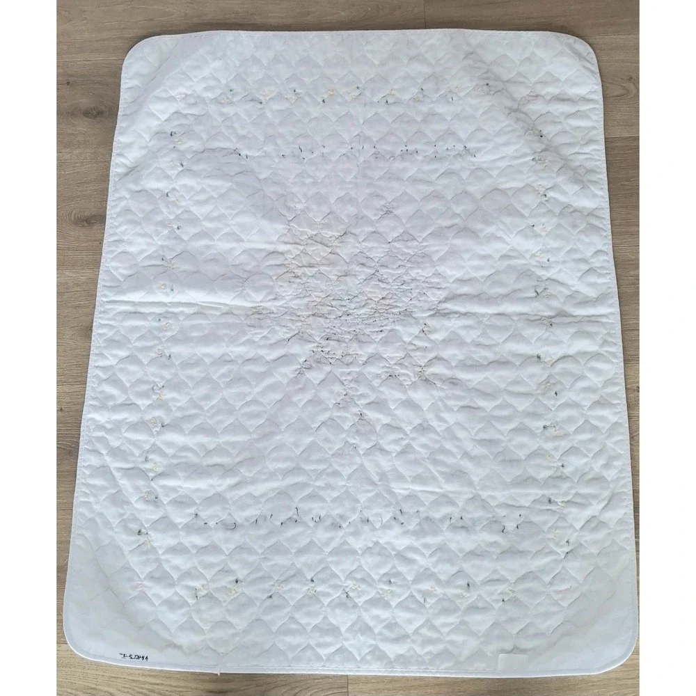Vintage 1997 Handmade Baby Quilt 33x40 Cross Stitch Now I Lay Me Down Prayer EUC